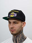 Бейсболка MITCHELL NESS арт. HHSS2998-LALYYPPPBLCK Los Angeles Lakers NBA (черный)